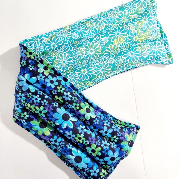 Rice therapeutic heating-cooling neck wrap, rice bag, heat pad, cold pad, flower - Picture 3 of 5